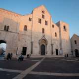 Ci spingiamo fino alla cittadella nicolaiana, una delle aree che, soprattutto durante i restauri degli anni 30 sub� le pi� radicali trasformazioni